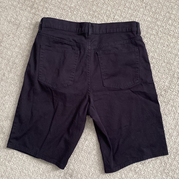 H & M Slim Fit Black shorts NWOT - Picture 2 of 8